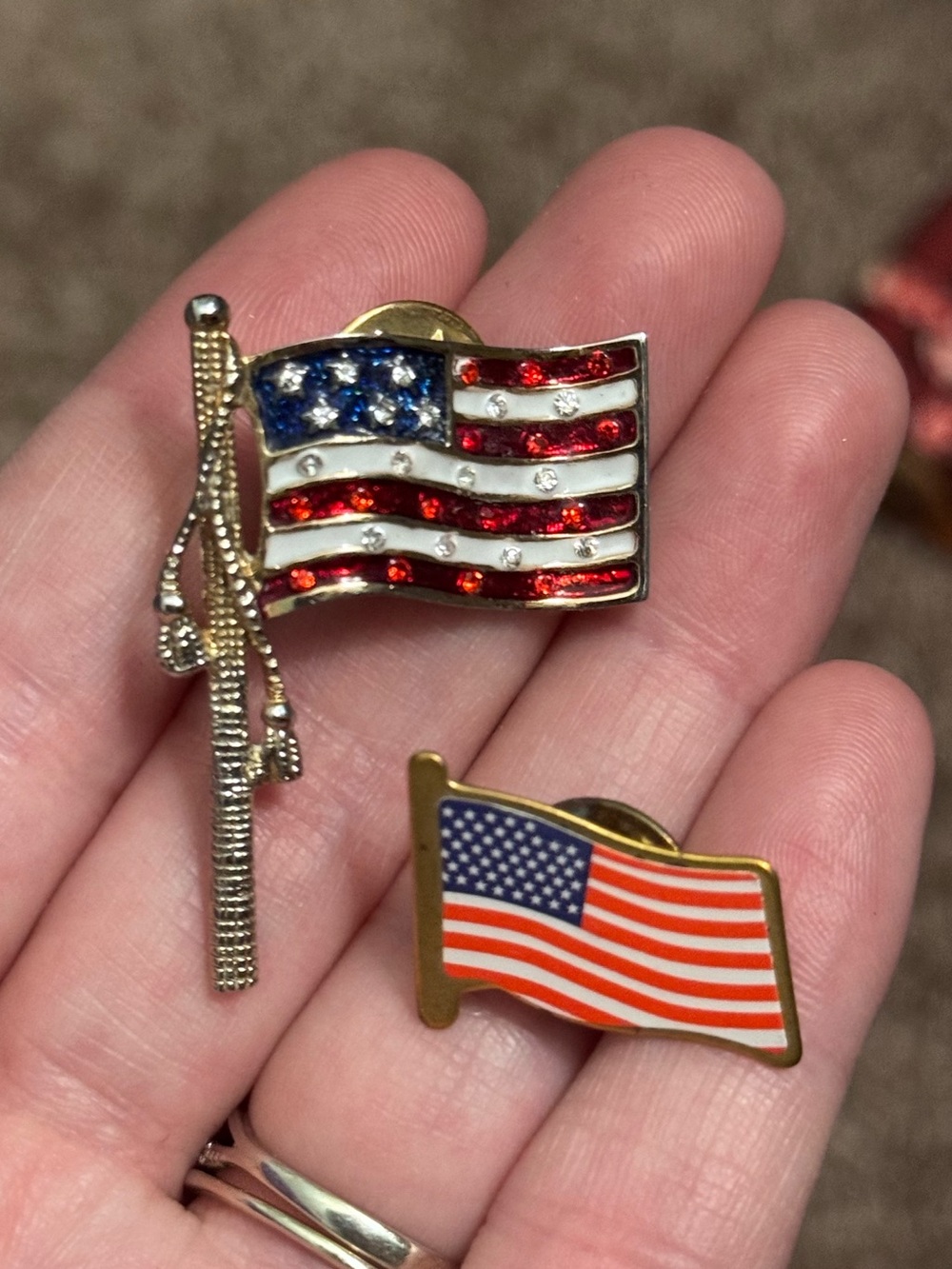 Vintage American Flag Patriotic Fourth of July Pin Set